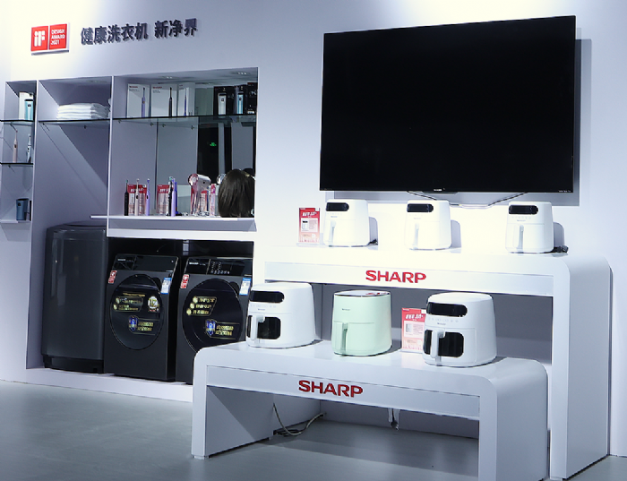 AWE2023ǡ��111����o�� ���հ���Խ���֮�����o�|�f���M��